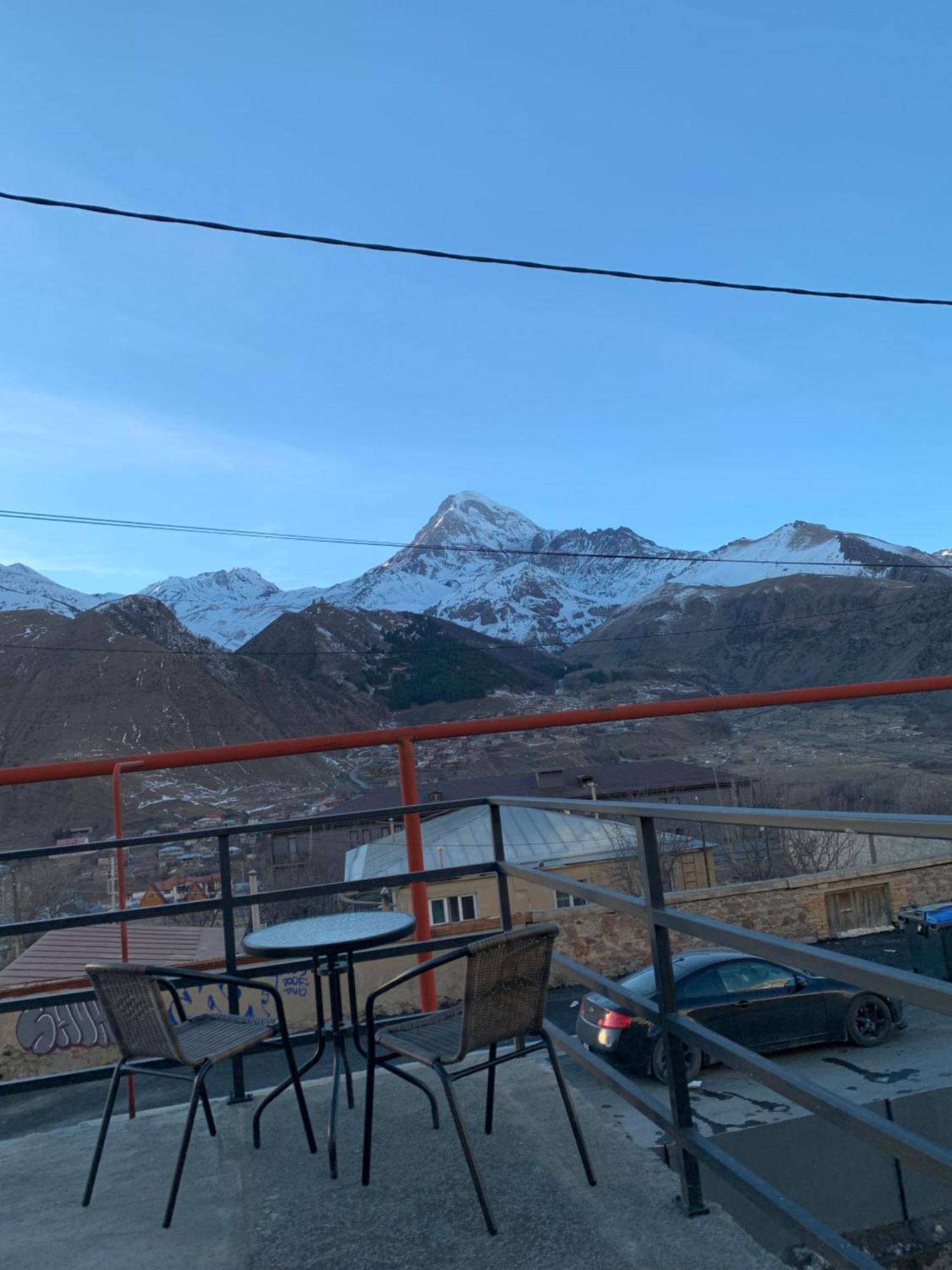 Mate'S Home Kazbegi Esterno foto